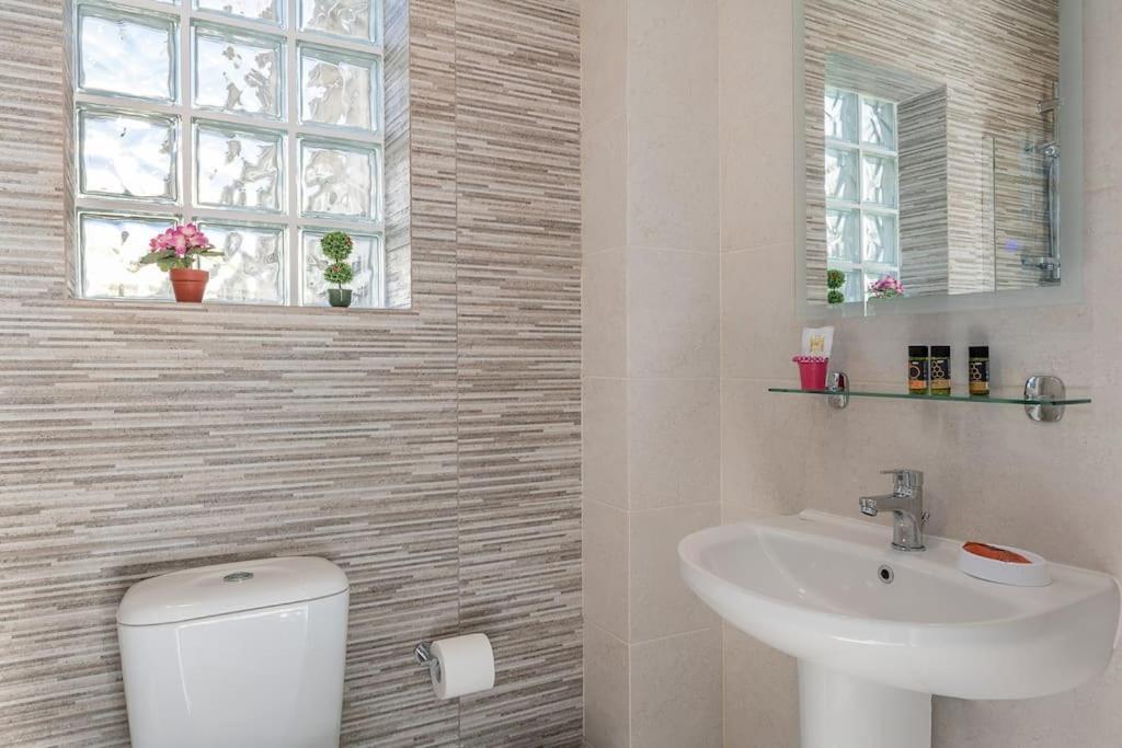M City Apartments, Garden 2 Chania  Luaran gambar